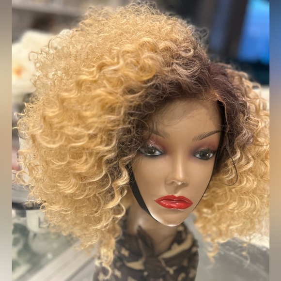 SOLD-Kinky Curly 4B-4C Texture Lace Front Wig Color #T4/27 Honey Blonde! - Picture 2 of 9